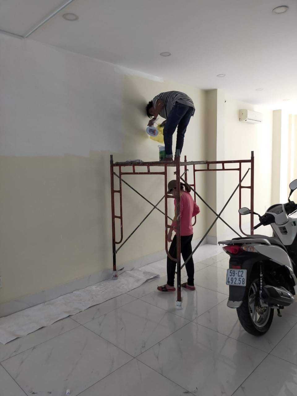 Sự cần thiết của dịch vụ sơn nước, thi công sơn tường trọn gói